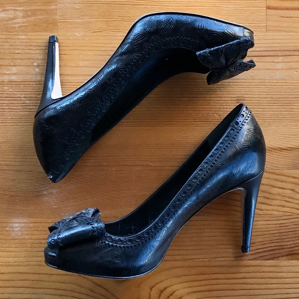 COLE HAAN NikeAir Black Bow PeepToe Platform Pumps